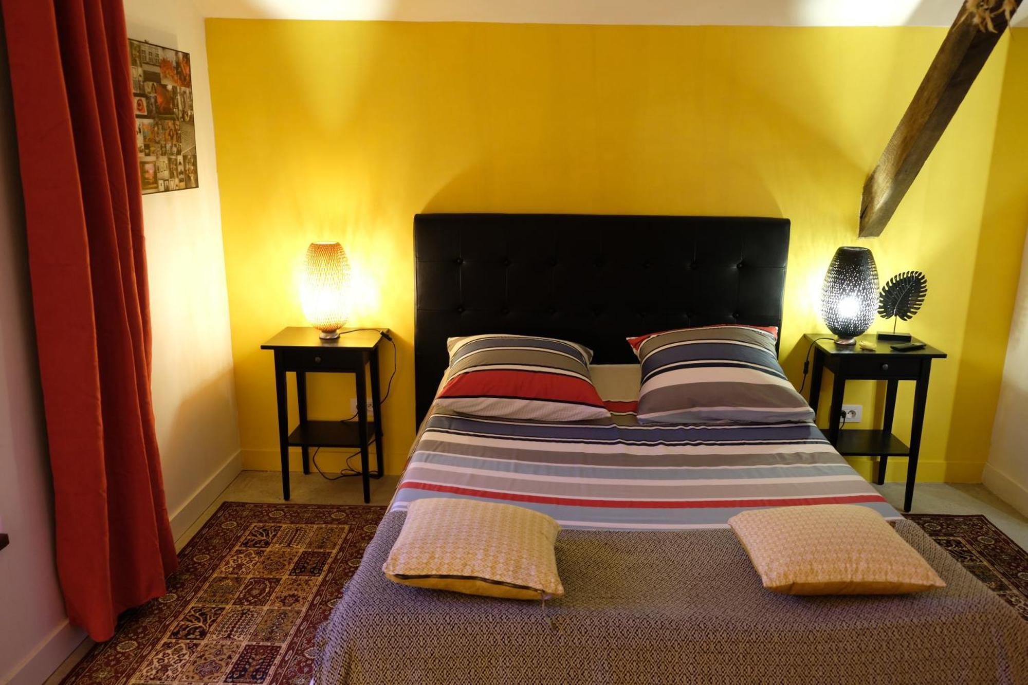 La Maison Jaune A La Janaie Parigné Kamer foto